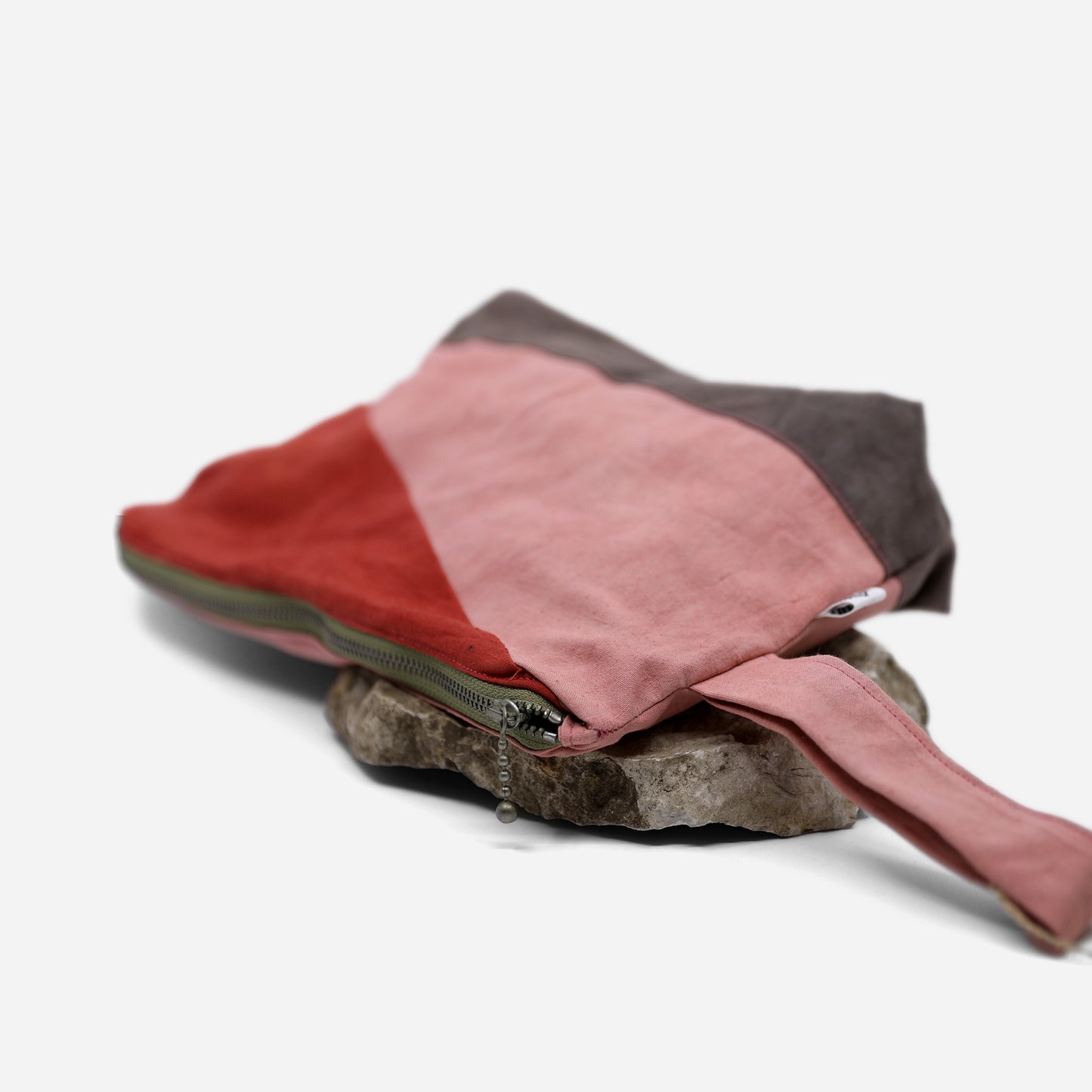 NATURALLY DYED POUCH
